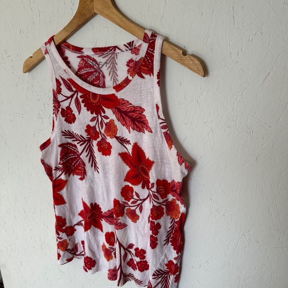 LOFT tank top - Picture 3 of 9